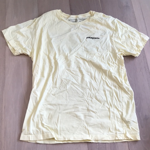 patagonia yellow tee - Picture 2 of 2